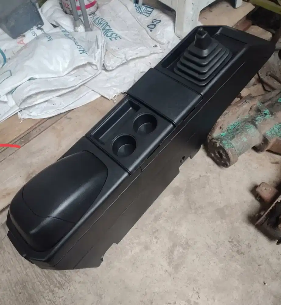 Consul box Panther Hi Grade ORI