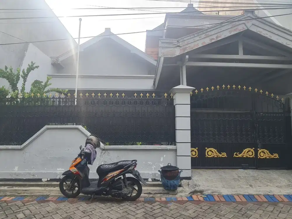 Dijual Rumah Luas Di Mojoklanggru Gubeng Surabaya Timur