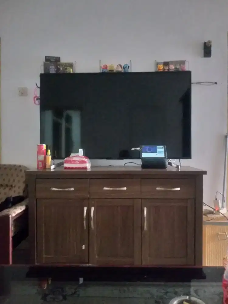 TV Sony 55 inch dan TV Panasonic 50 inch