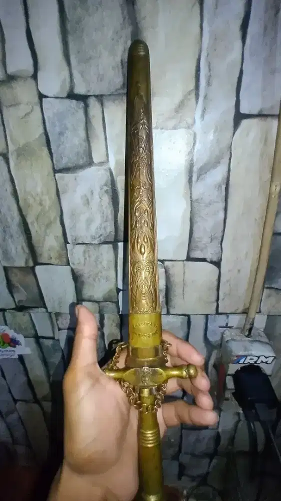 kuningan pajangan