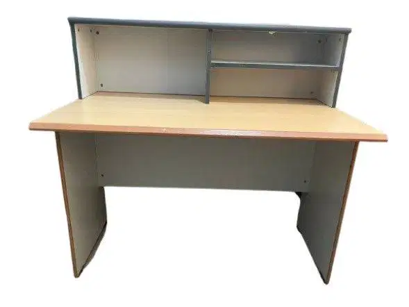 meja belajar dengan rak