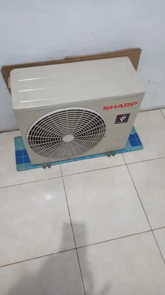 outdoor AC Sharp 1/2 PK