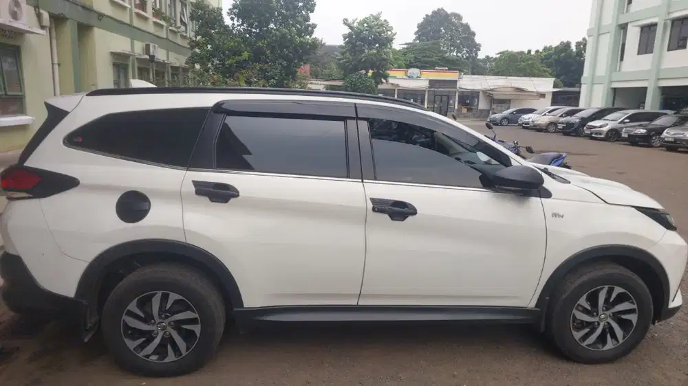 Rush Putih Tipe G Matik at 2023
