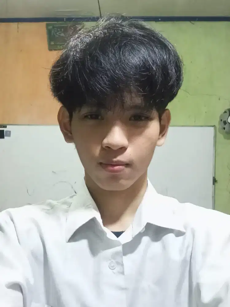 BUTUH FREELANCE SEBELUM KULIAH