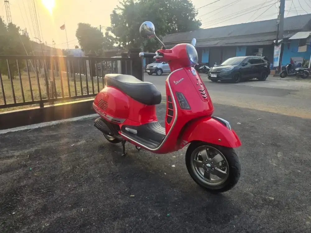 Vespa GTS V 2016