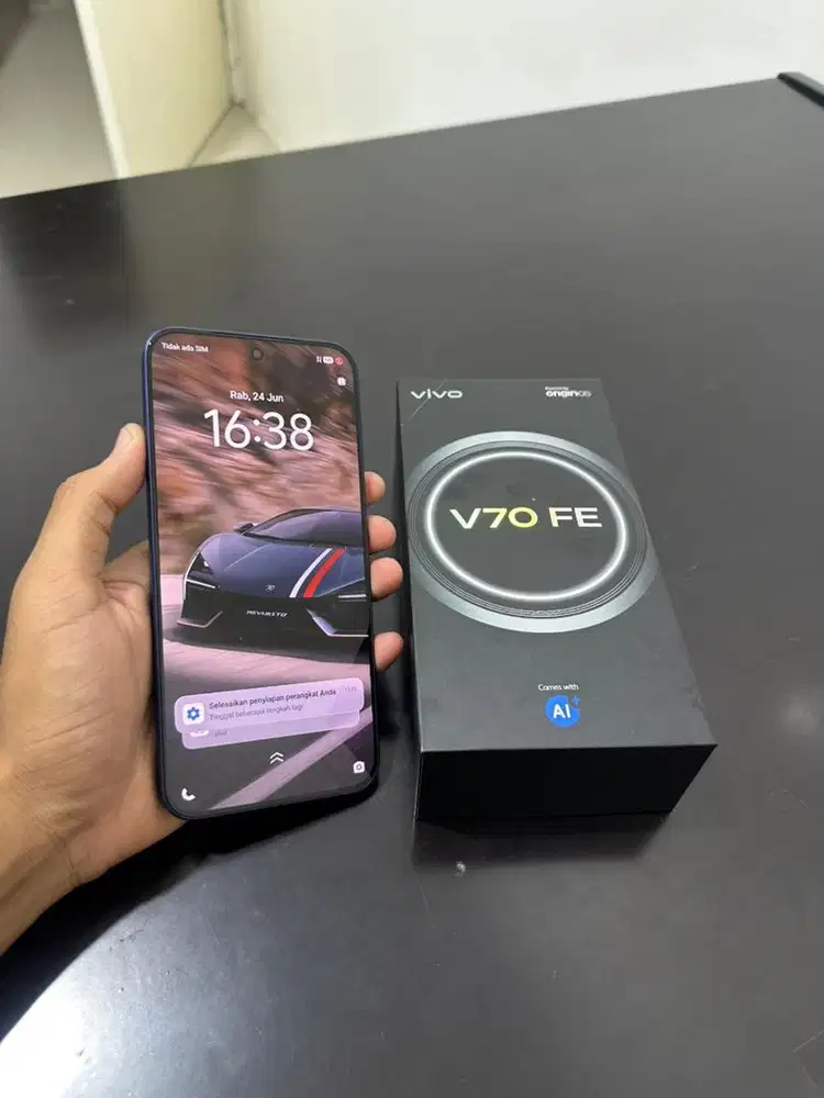 HP VIVO V70 FE LIKE NEW