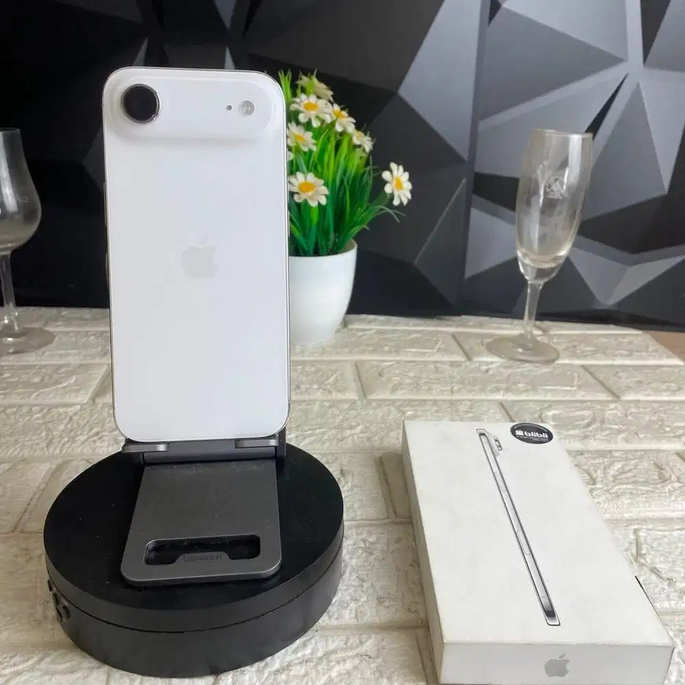 Iphone air 17 cloude white