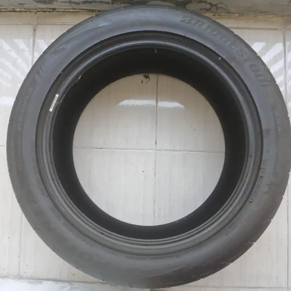 Ban Bridgestone Potenza R18
