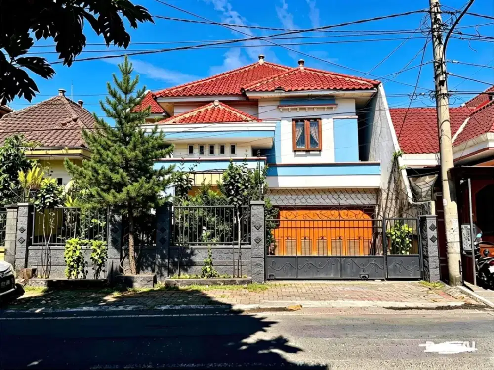 TERMURAH Rumah Poros jalan Candi Mendut Barat