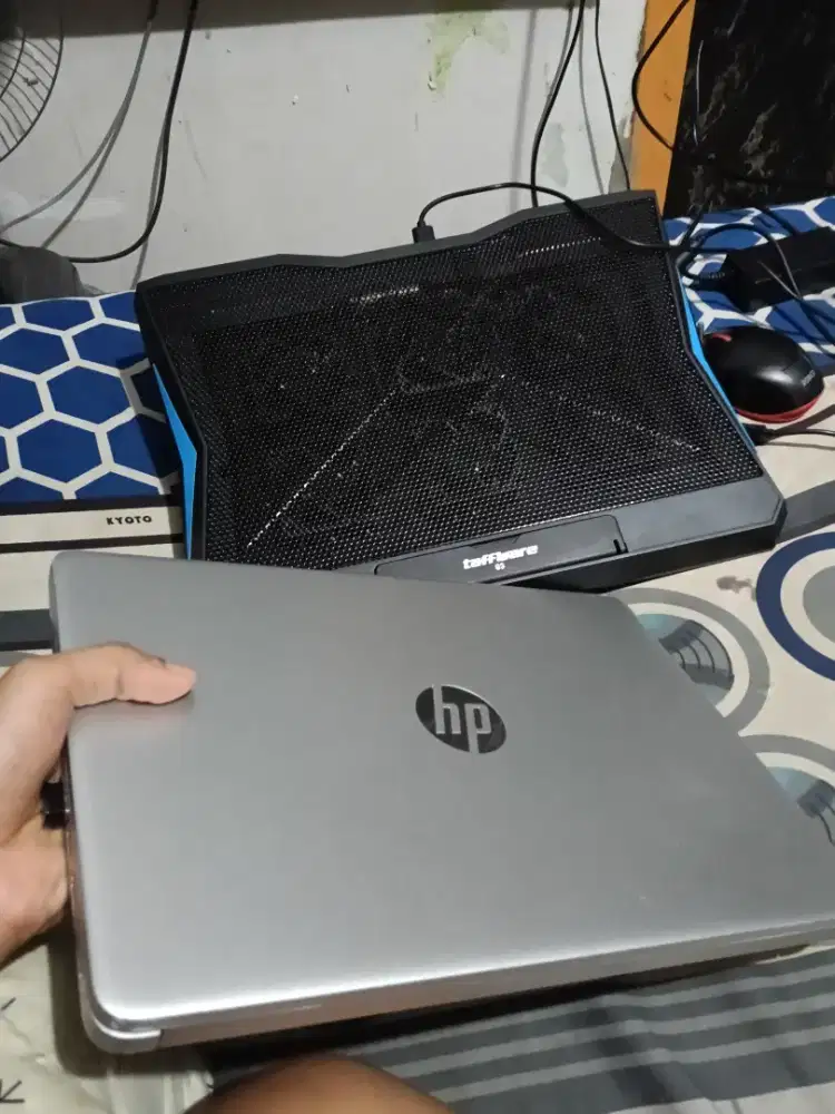 Laptop HP ram 8/512