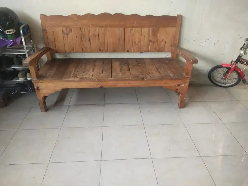 Kursi panjang  kayu olahan