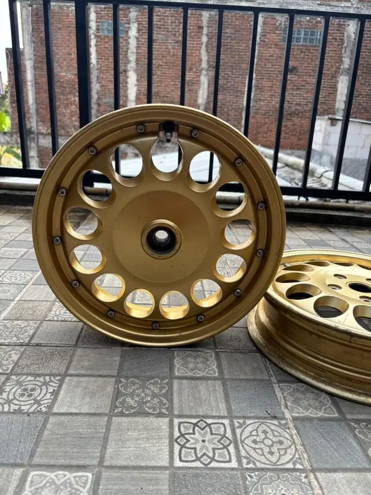 Velg Vespa Vrossi Alfa Quatro Ring 12