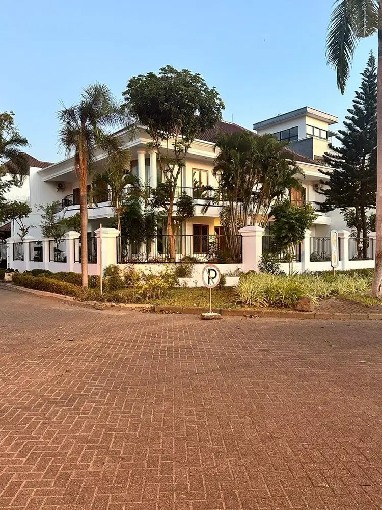 TERMURAH ! DIJUAL RUMAH ARAYA 1 BOULEVARD NOL RAYA UTAMA SIAP HUNI