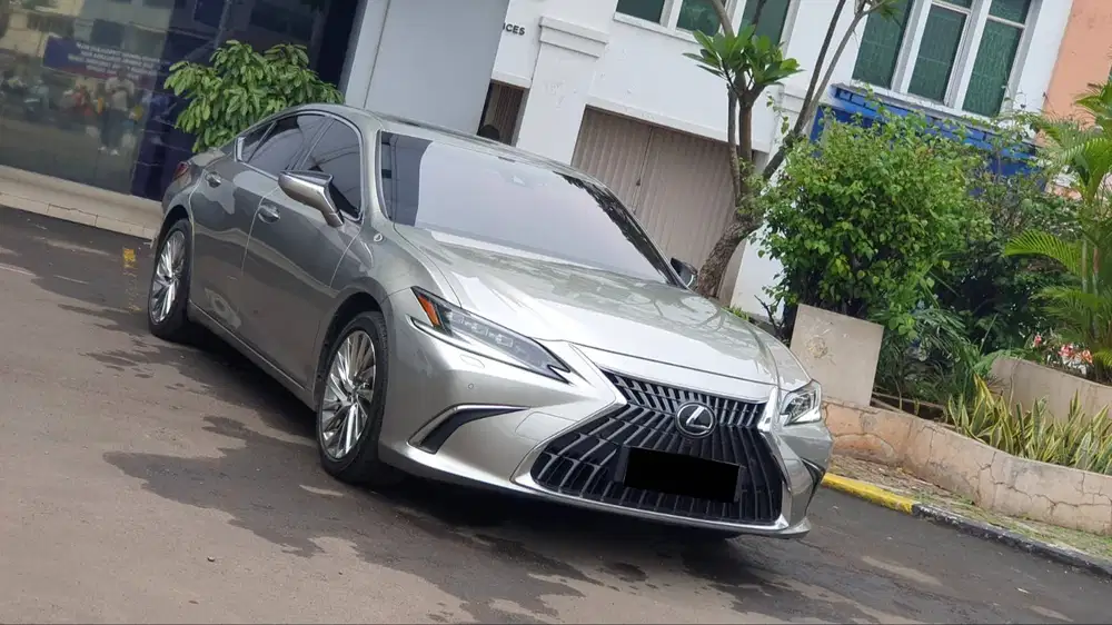 [LOW KM] Lexus ES300 ES 300 Hybrid Ultra Luxury Facelift 2023/2024