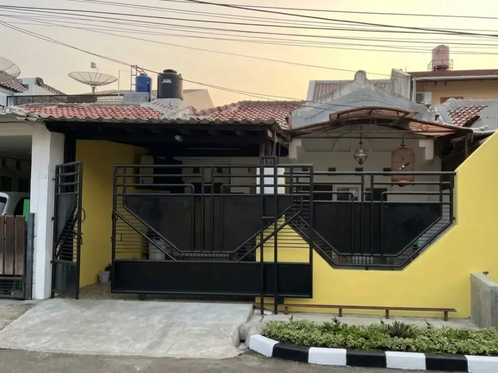 Di Jual Rumah Siap Huni Di Perumahan Mahkota Simprug Ciledug Tangerang