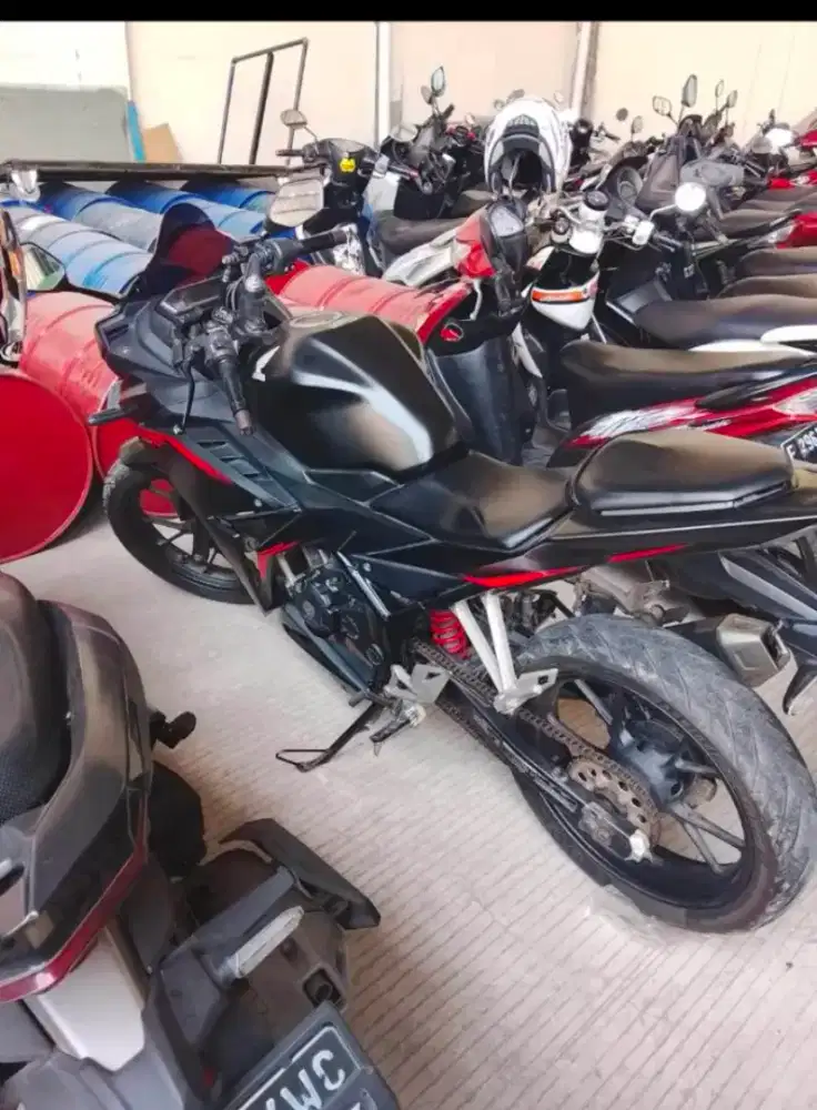 Honda CBR 150R 2020 FACELIFT  (NEGO DITEMPAT)