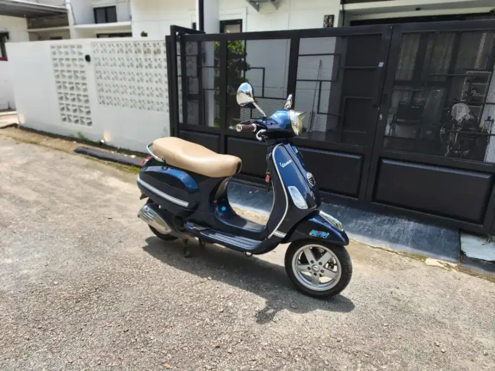Piaggio LX 150 Tahun 2011