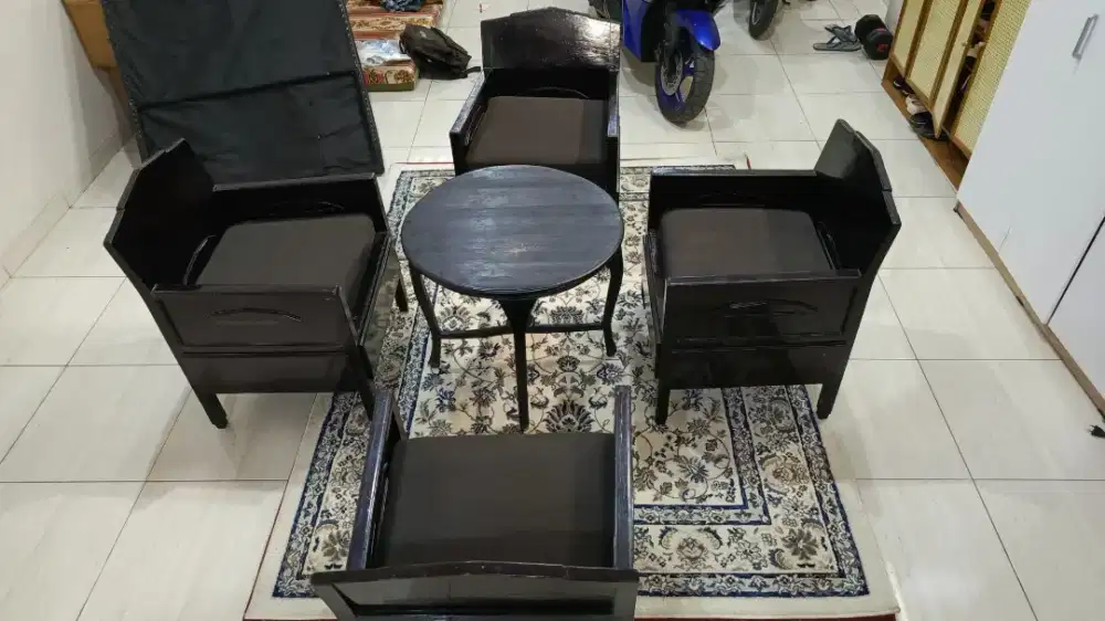 Bangku kayu jati