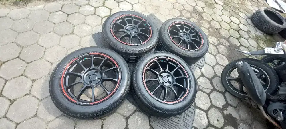 Velg r17volk rays ze40 lebar 8 rata raize rocky