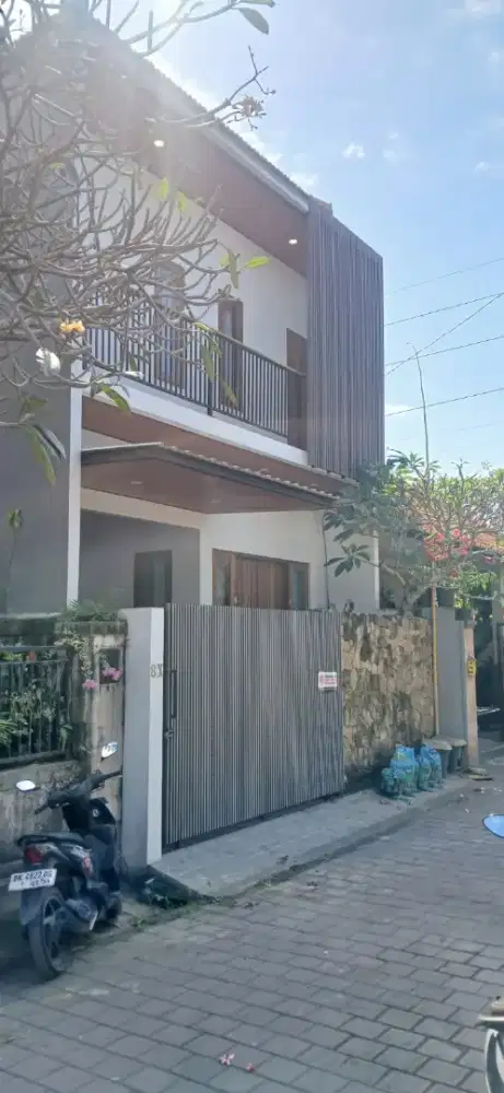 Di jual rumah style villa jalan Sedap Malam, DPS, Bali