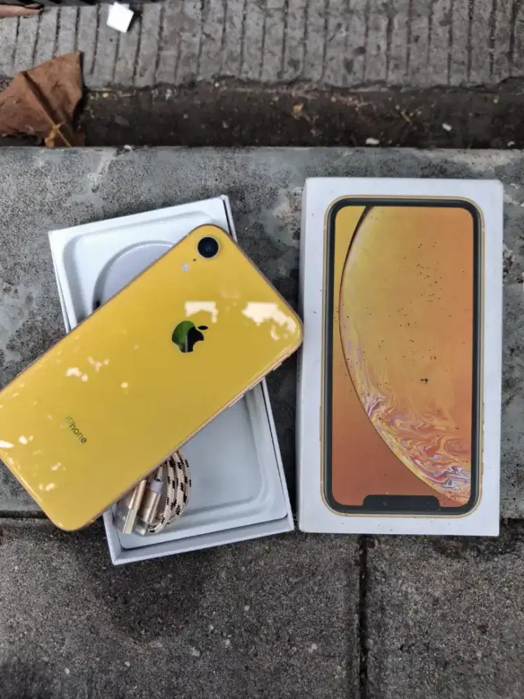 iPhone xr 128 inter