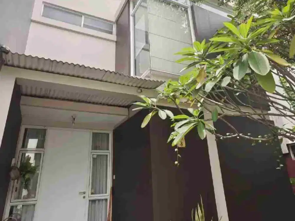 di jual rumah rapih terawat the  icon bsd