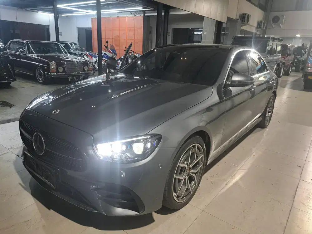 Mercedes-Benz E300 2022 Bensin