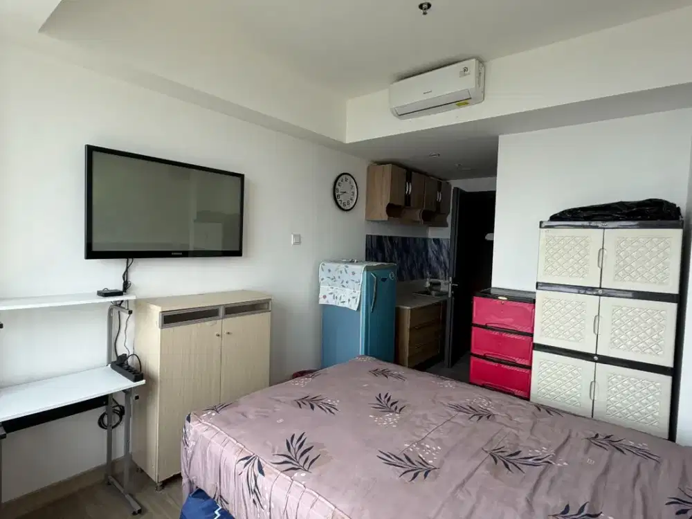 Dijual Apartemen Collins Boulevard Serpong Full Furnished