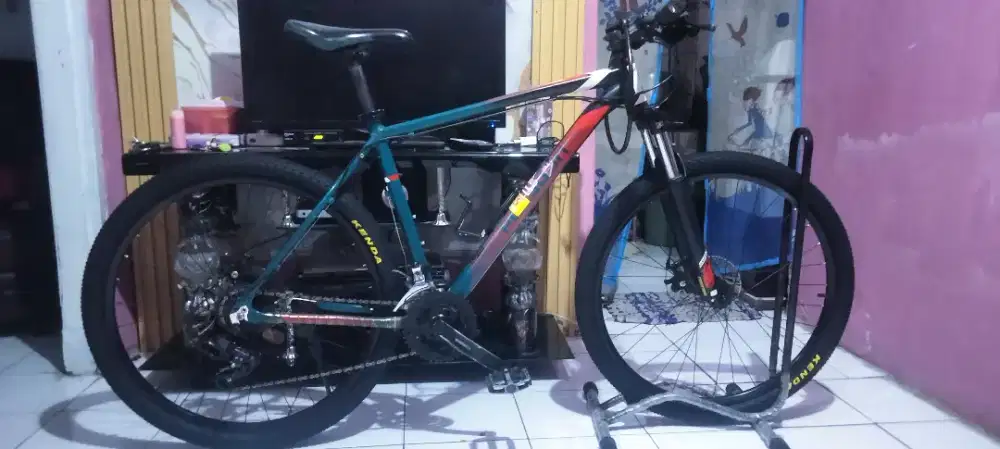 Wts Polygon cassade 4