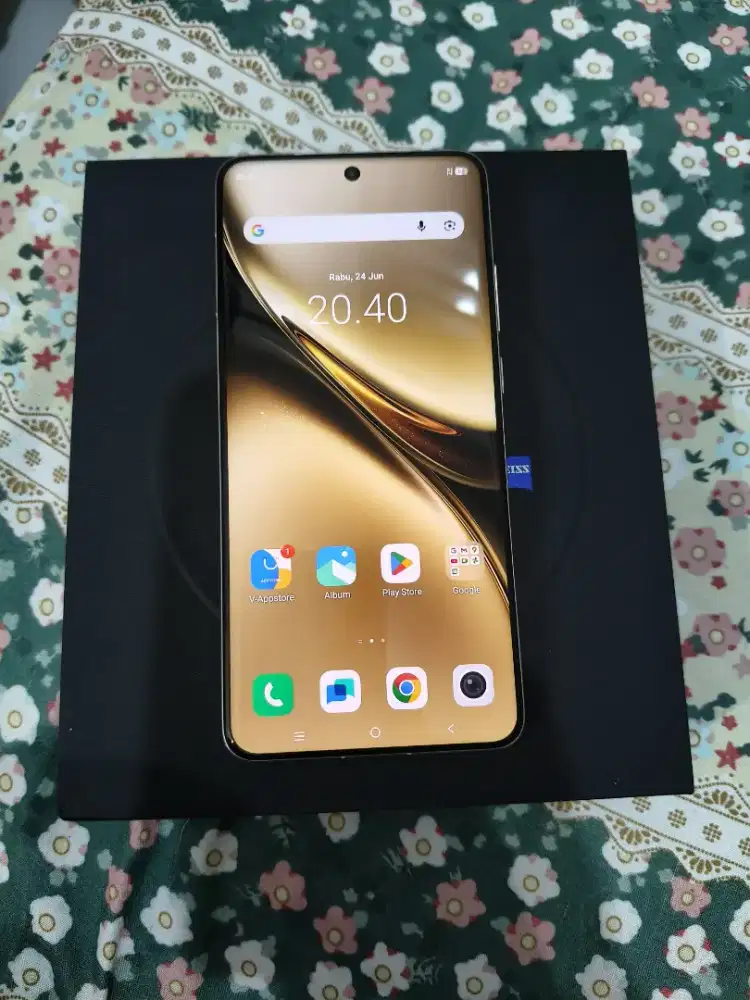 Vivo x200 pro Ram 16/512