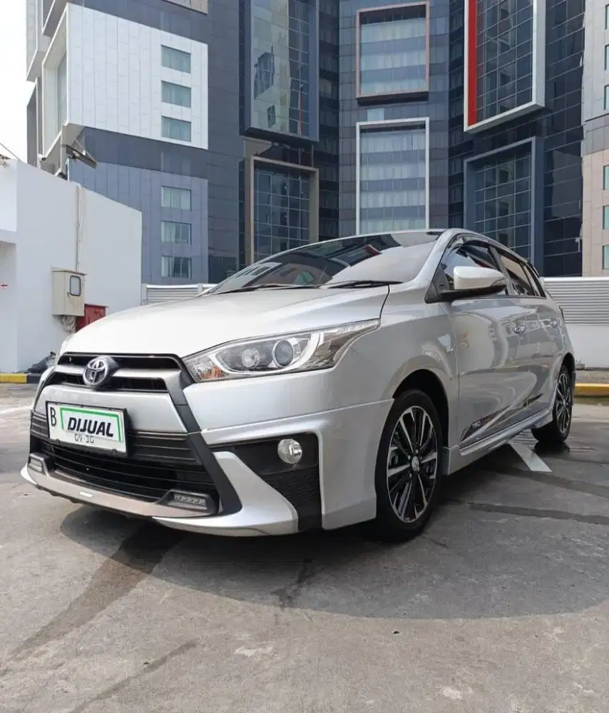 Toyota Yaris S TRD At 2017 km 66rb record n full orisinil cat!!