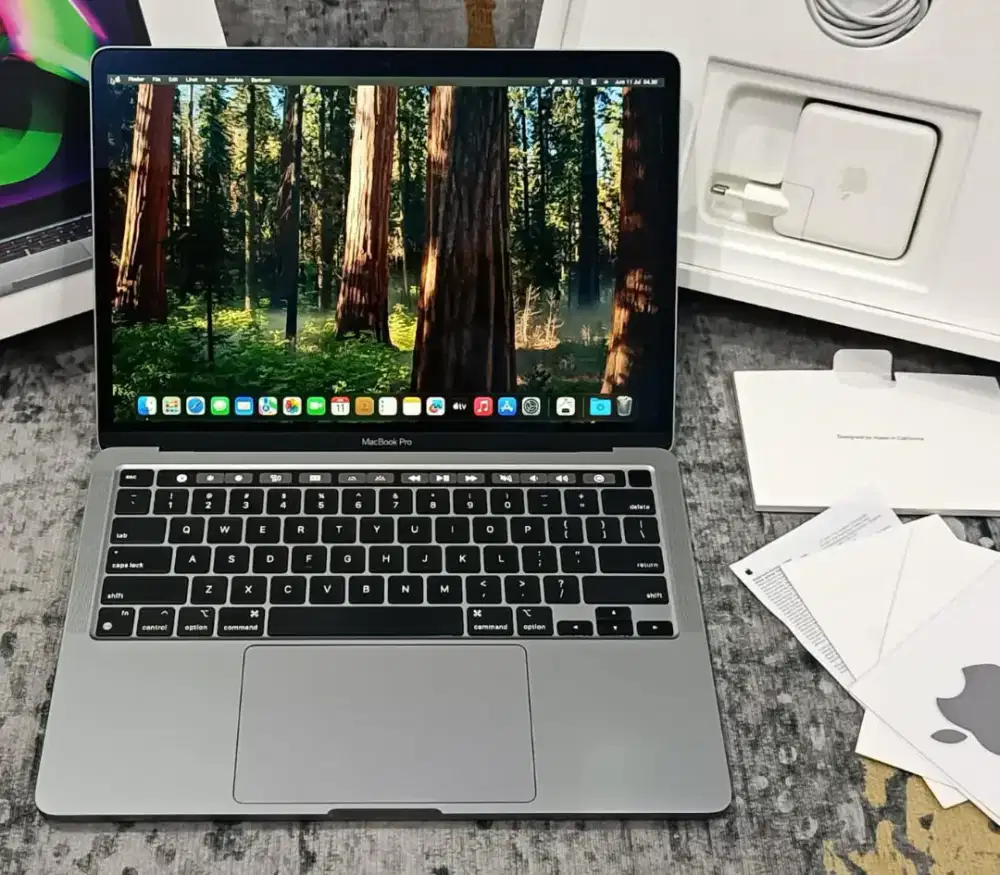 MacBook Pro M1 2020 13 TouchBar 16GB 1TB Gray Fulset Ex iBox Like New