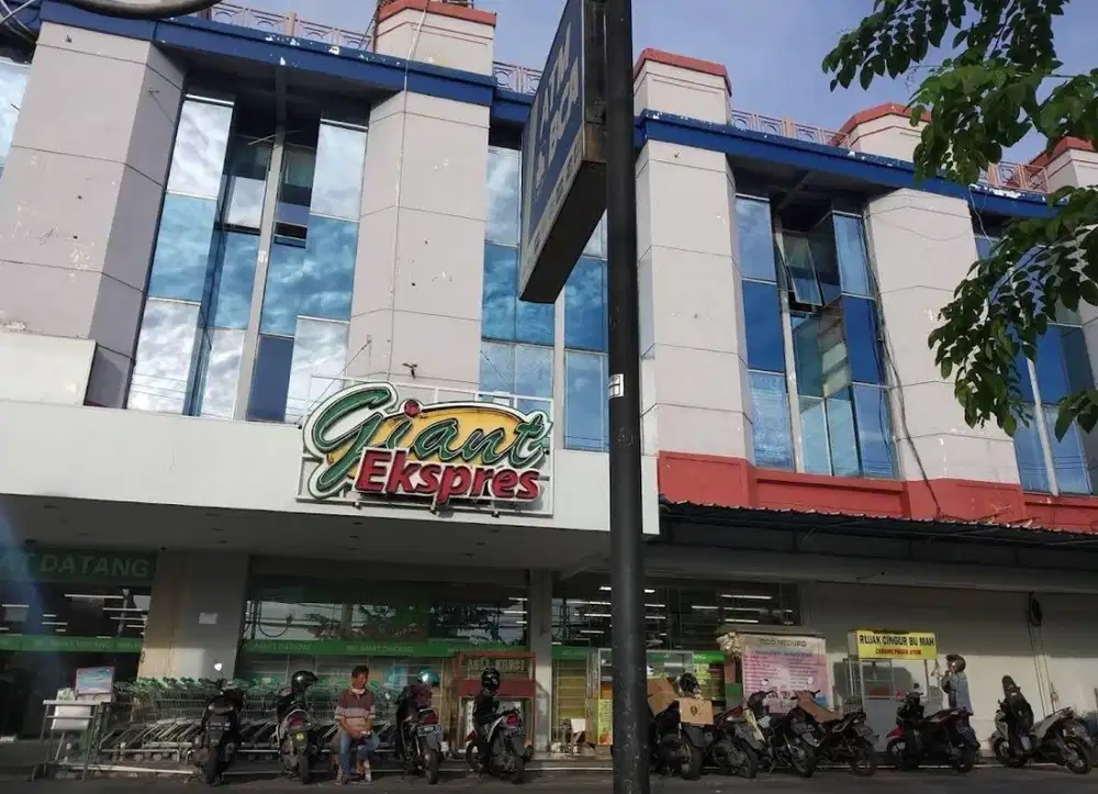 DISEWAKAN RUKO SUPER LANGKA EX SUPERMARKET DI RAYA KLAMPIS JAYA!