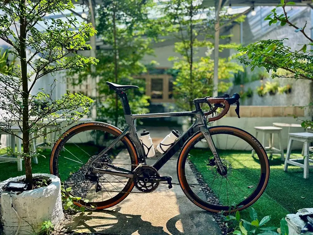 Sepeda Roadbike, Twitter Thunder Full carbon Shimano 105