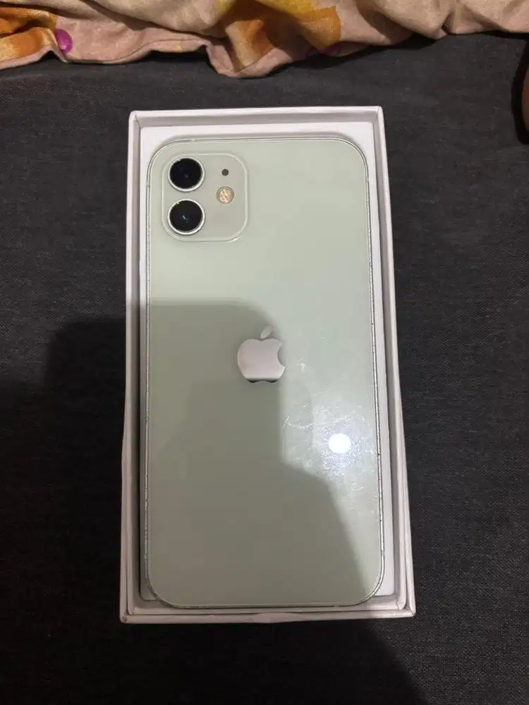 Iphone 12 basic