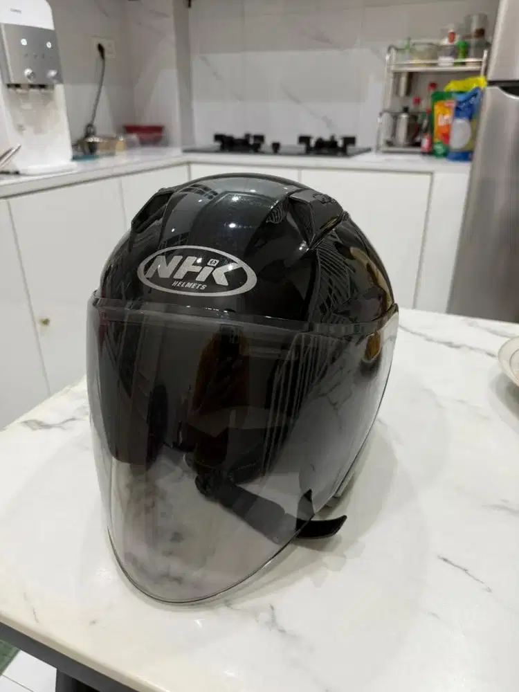 Helm NHK . Size xl