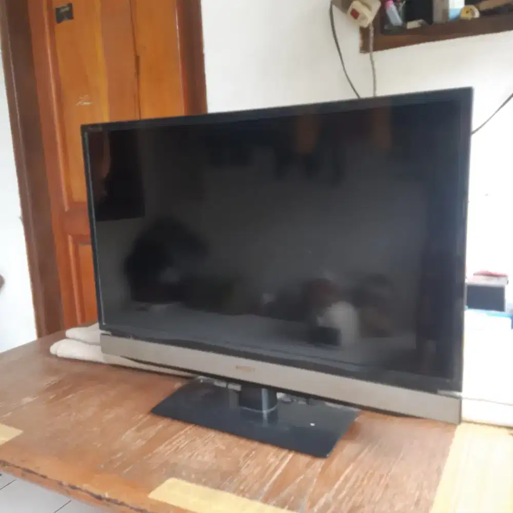 Tv Led 29 Toshiba power tv & remot aja, analog, dijual tanpa stb, net