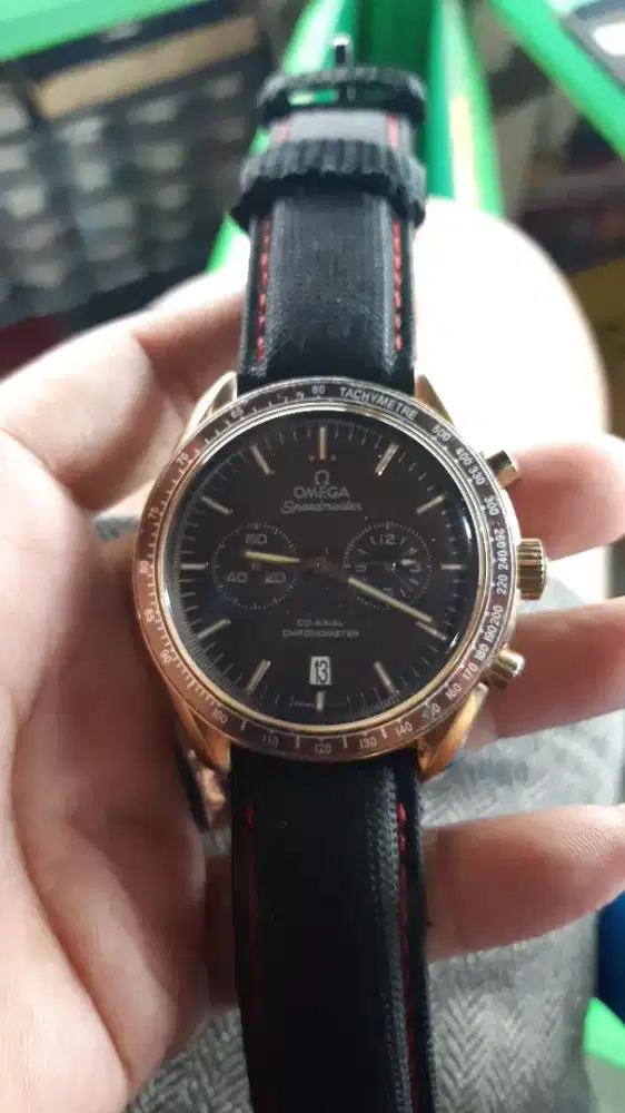 Dijual jam pria omega spedmaster quartz