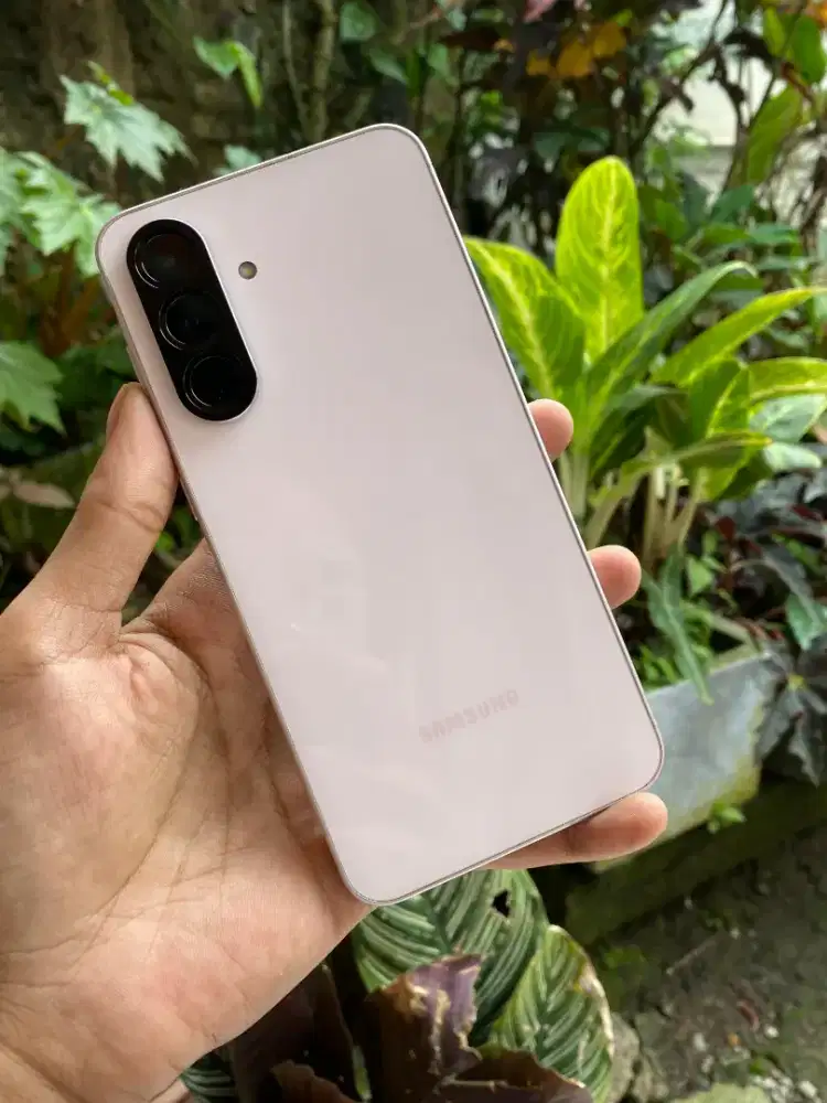 Samsung A56 5G 8/256 Garansi ON