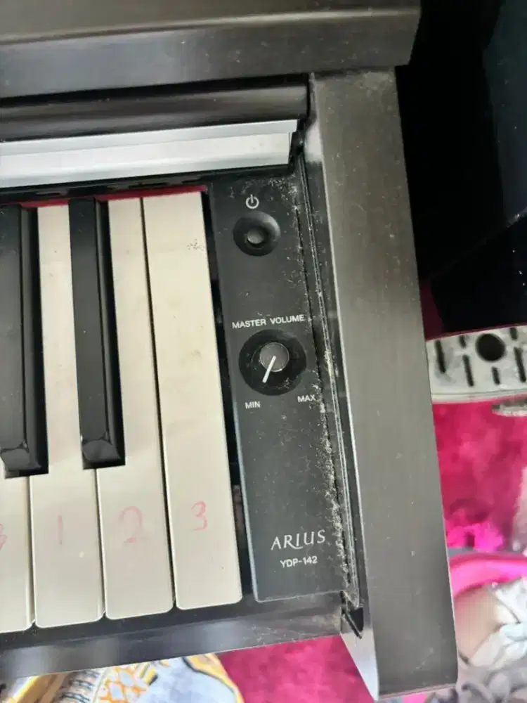 Piano YDP 142 second