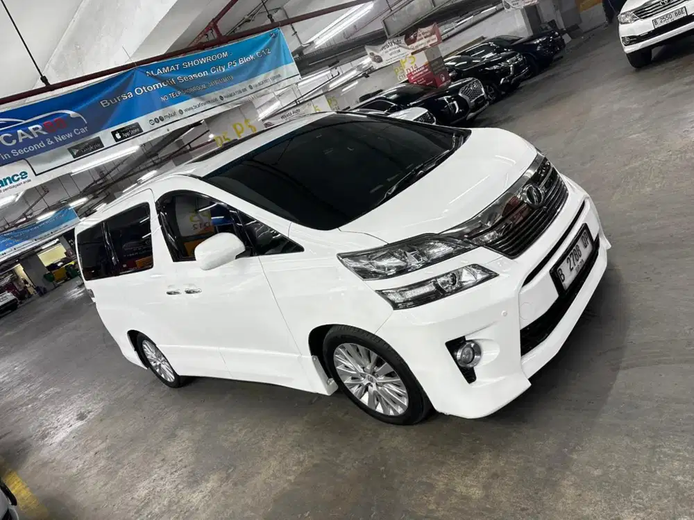 Toyota Vellfire ZG AT 2013 Pilot Seat 2014