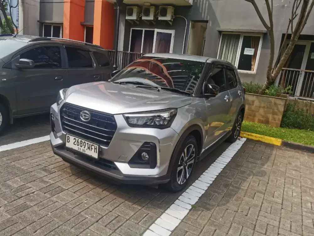 Over Kredit Daihatsu Rocky