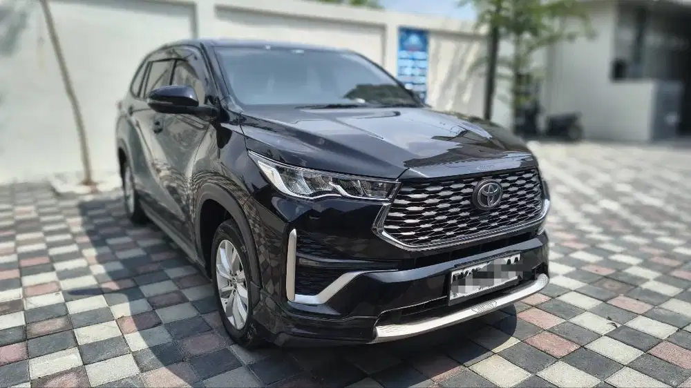 Toyota kijang innova zenix type v modelista 2023