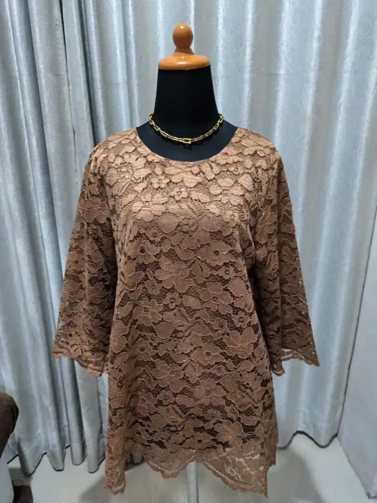 TF0038 atasan kebaya brown uk. LD=110 Pjg=70 PjgLgn=47 LK=24