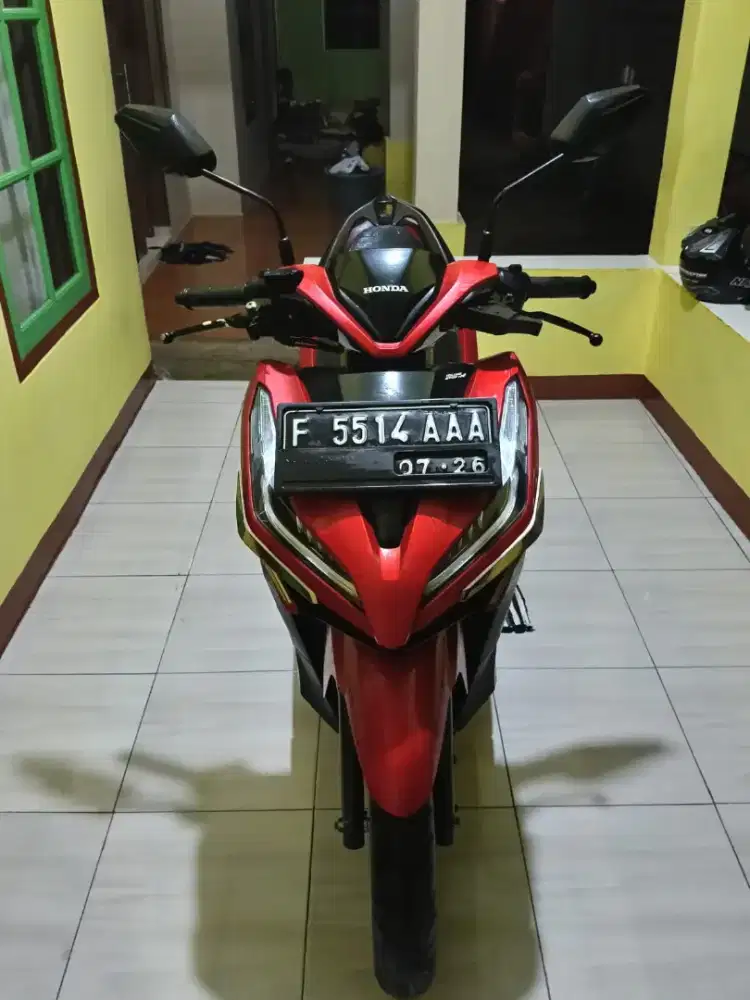 Jual Cepat Vario 150 merah doff pajak hidup kondisi baik dan normal