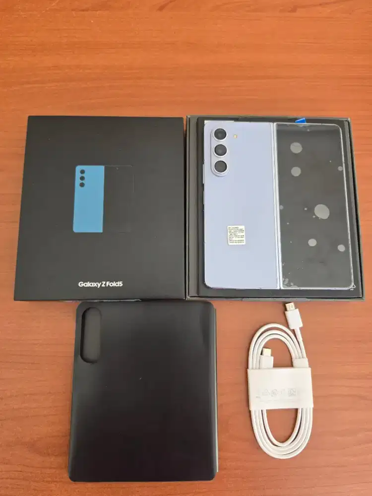 SAMSUNG Z FOLD 5 12/512GB Second Rasa BARU