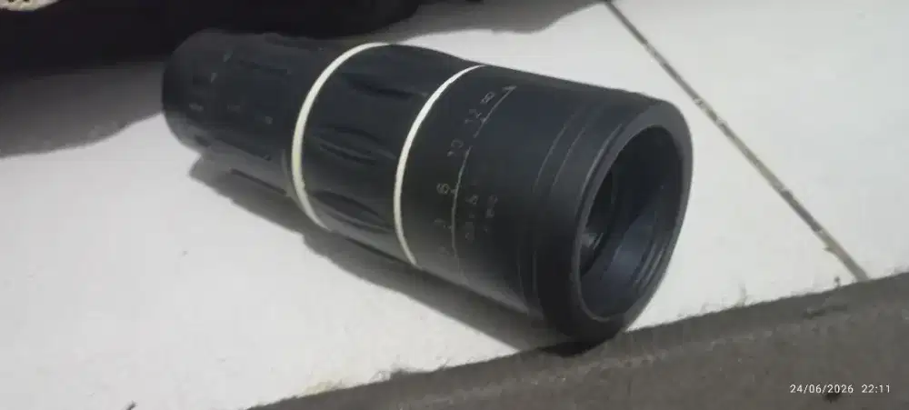 Teropong Monokular Focus Zoom Lens 66 M/8000 M 
