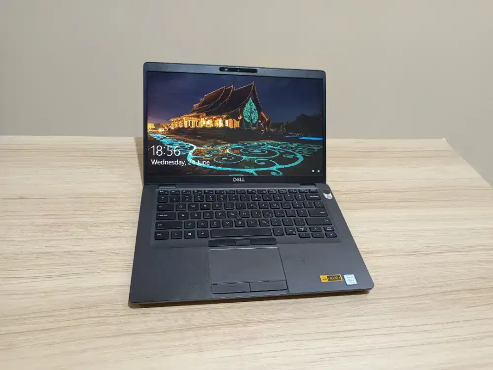 Dell 5400 i5-8365U layar Full HD, keyboard nyala, Ram 8GB, Ssd 256GB