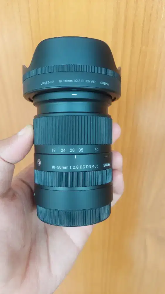 SIGMA 18-50MM F2.8 LIKE NEW FULLSET
FOR SONY E-MOUNT (APSC)