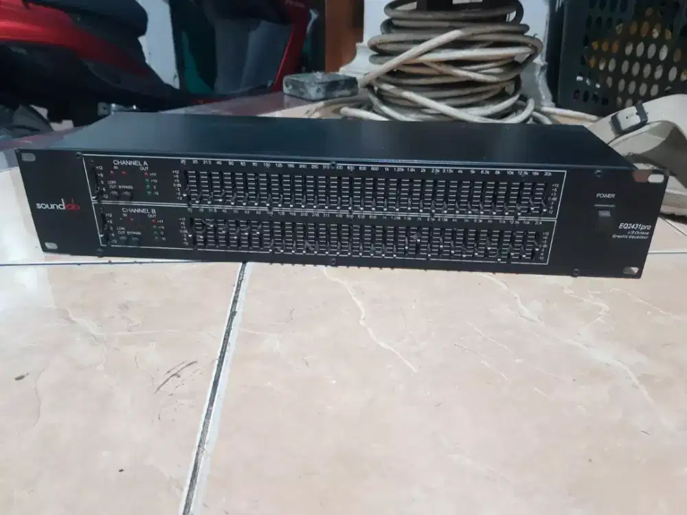 Equalizer Soundlab eq2431 USA